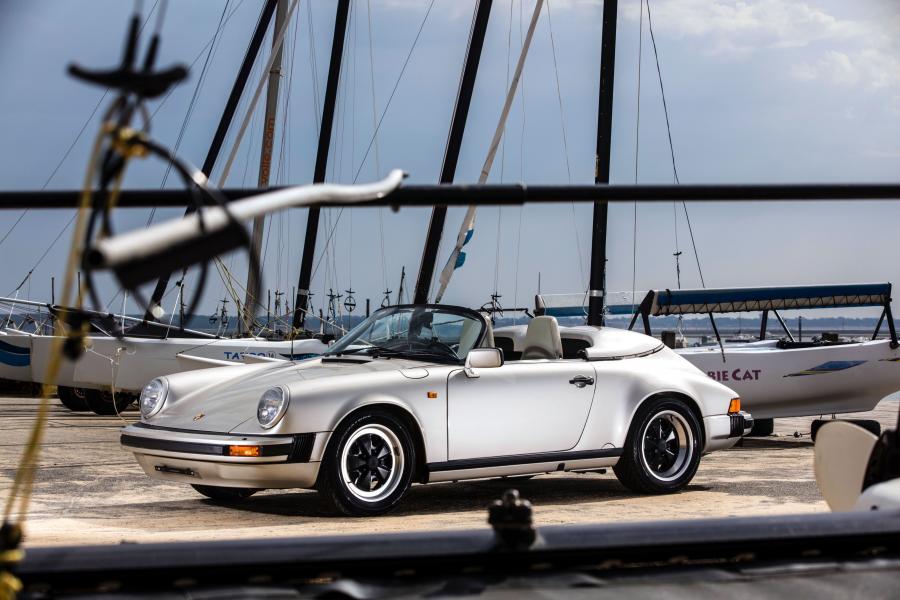  Porsche 911 Carrera Speedster (911) 1989 года  (фото 15 из 59)
